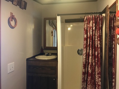 Hollis Creek Cabin