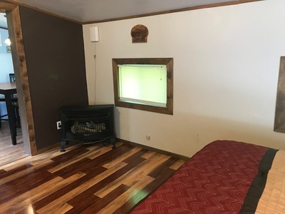 Hollis Creek Cabin