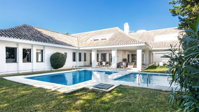 Villa Marina Properties S.L.