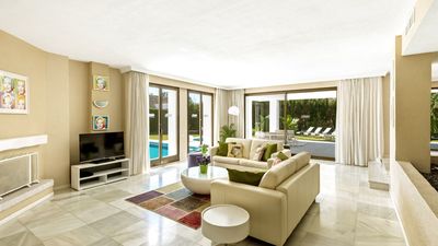 Villa Marina Properties S.L.