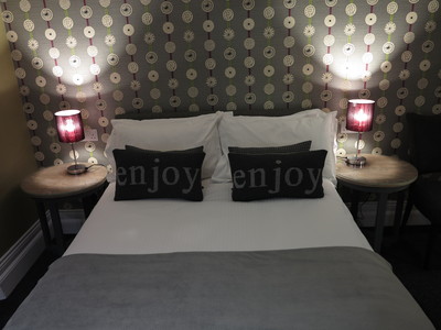 Room 5 - Standard Rate 