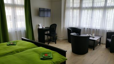 Flex, Deluxe Junior Suite with own bathroom a)