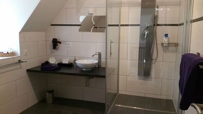 Semi-Flex: Villa, Superior Kingsize-room with shared bathroom a)