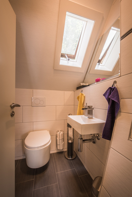 Flex: Villa, Superior Queensize-room w shared bathroom a)