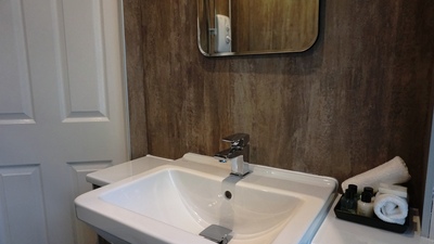 Suite / Family Room
