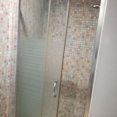 Habitación doble con ducha BÁSICA 7 noches