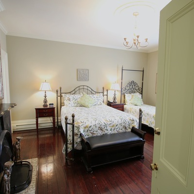 The George Rendell-2 Beds