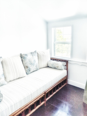 EXECUTIVE SUITE - #3