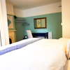 Room 9: King Bed En-Suite 