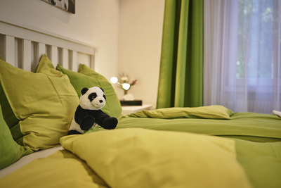 Flex: Deluxe 1-bedroom Suite a)