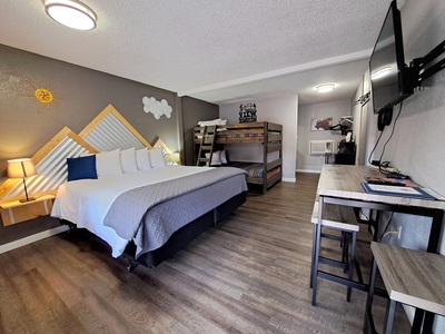 Signature King + Bunk Bed