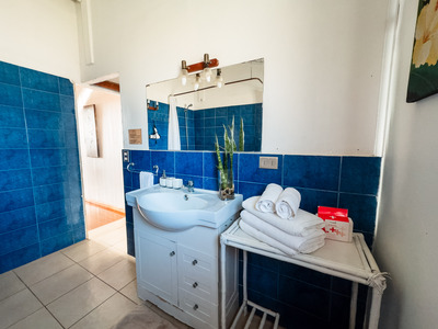 NUI PITI habitación y desayuno vista al mar