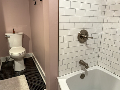 Goff Guestroom Standard