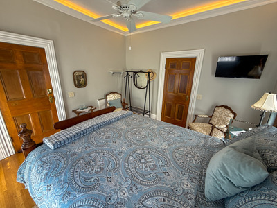 Hiler Guestroom Standard