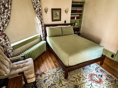 Full Bed Guest Room Standard